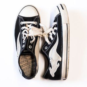 KangaROOS Sneakers Size 6 (really 9)